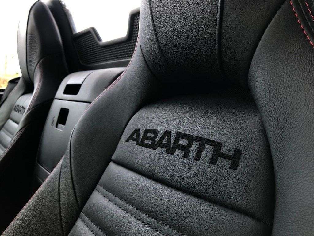 2018 ABARTH 124 SPIDER 2018 ABARTH 124 SPIDER