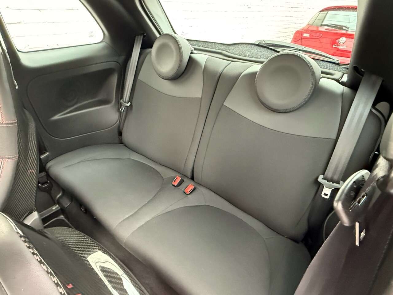 2021 ABARTH 595 2021 ABARTH 595