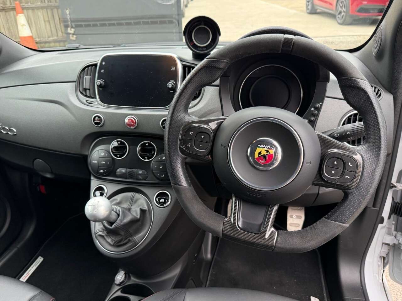 2021 ABARTH 595 2021 ABARTH 595