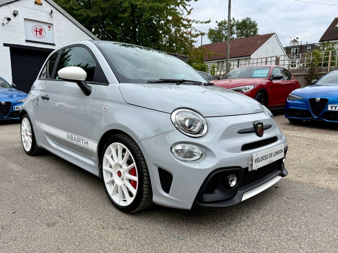 2021 ABARTH 595 2021 ABARTH 595