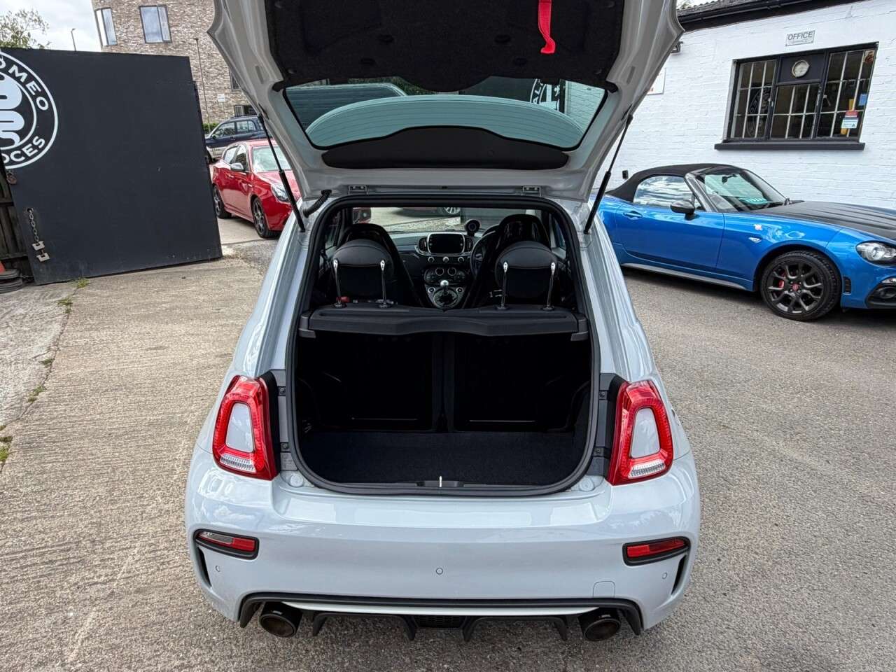 2020 ABARTH 595 2020 ABARTH 595
