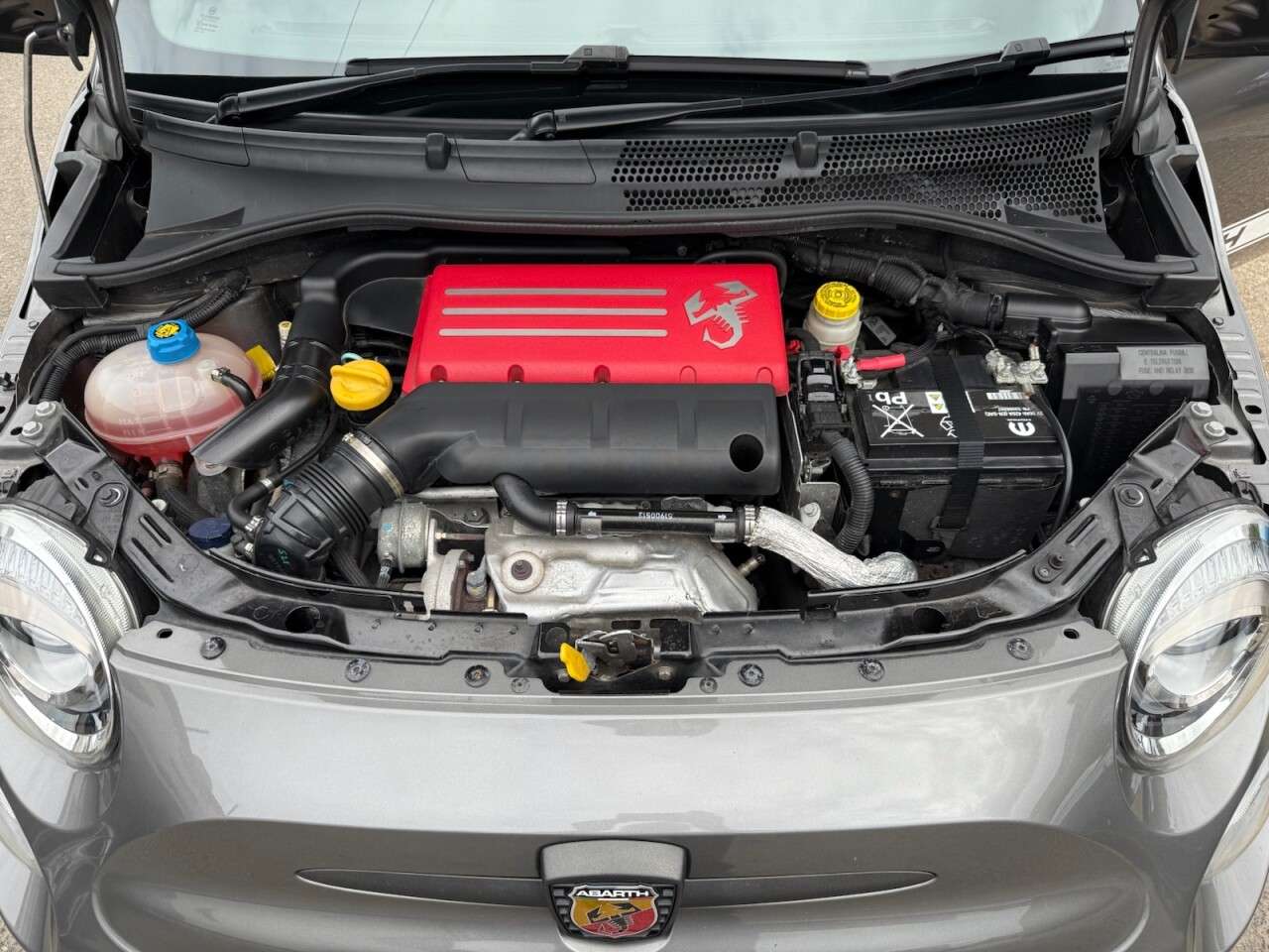 2021 ABARTH 595 2021 ABARTH 595