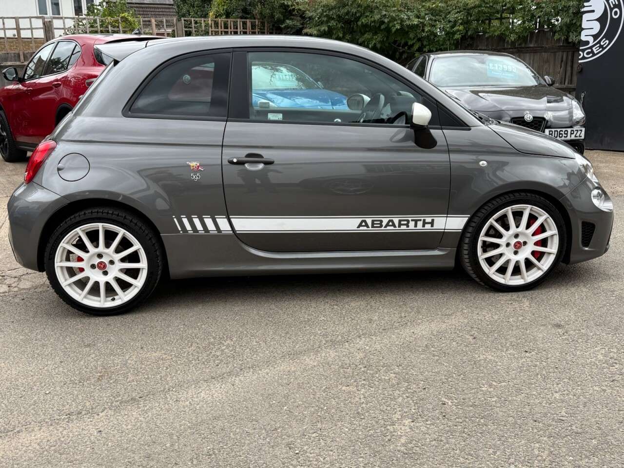 2021 ABARTH 595 2021 ABARTH 595