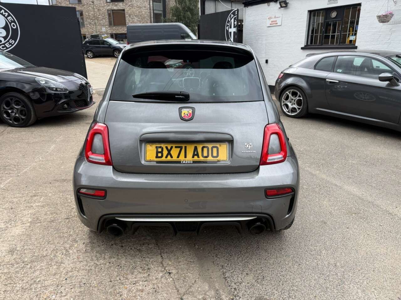 2021 ABARTH 595 2021 ABARTH 595