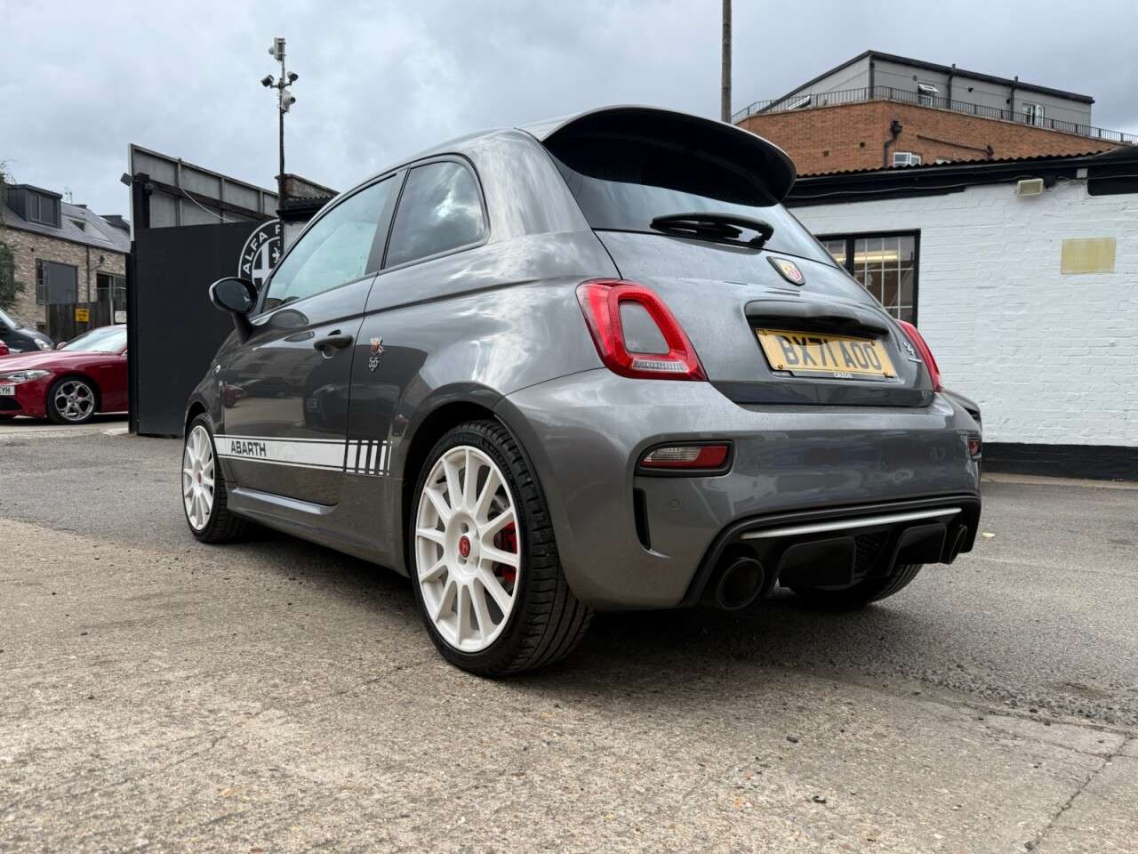 2021 ABARTH 595 2021 ABARTH 595