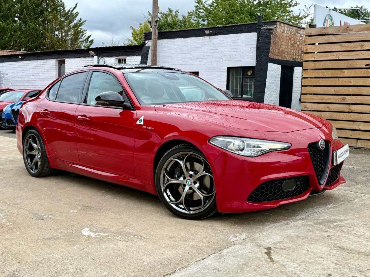 A 2018 ALFA ROMEO GIULIA 2.0T Veloce Saloon 4dr Petrol Auto Euro 6 (s/s) (320 ps) TWIN SUNROOF..CAME A 2018 ALFA ROMEO GIULIA 2.0T Veloce Saloon 4dr Petrol Auto Euro 6 (s/s) (320 ps) TWIN SUNROOF..CAME