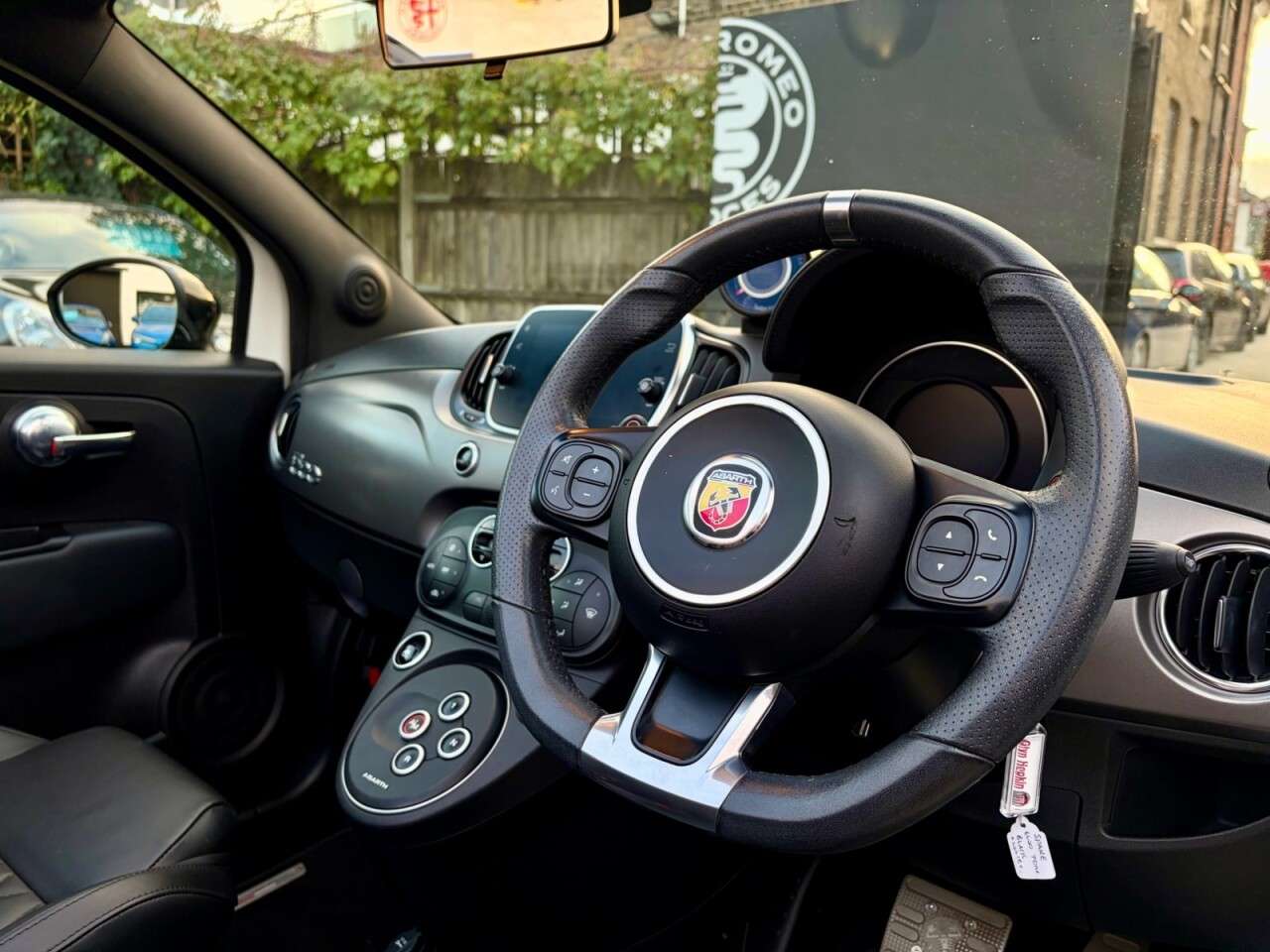 2021 ABARTH 595C 2021 ABARTH 595C