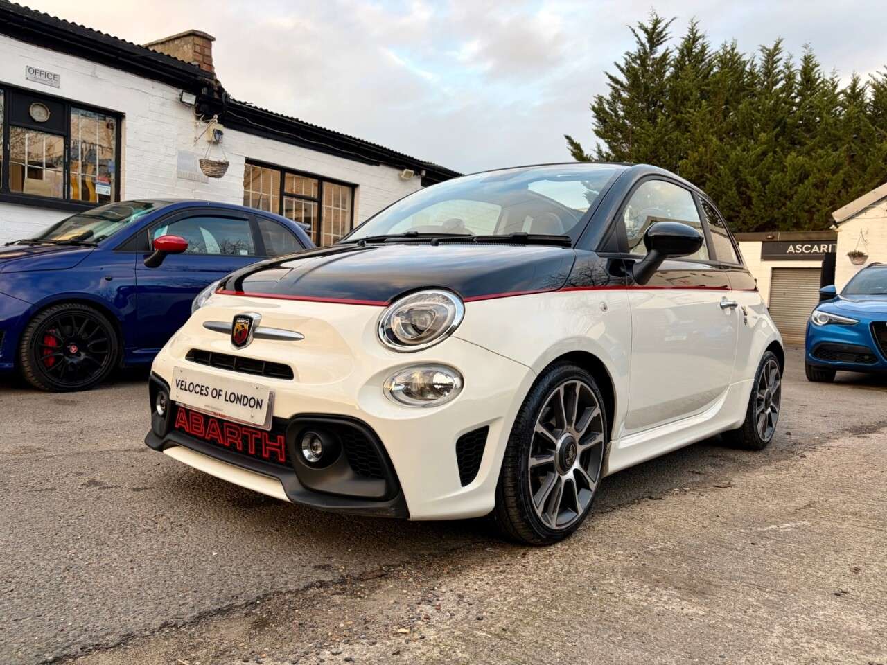 2021 ABARTH 595C 2021 ABARTH 595C
