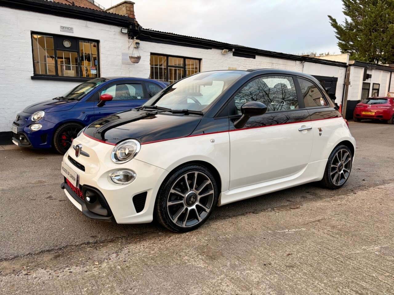 2021 ABARTH 595C 2021 ABARTH 595C
