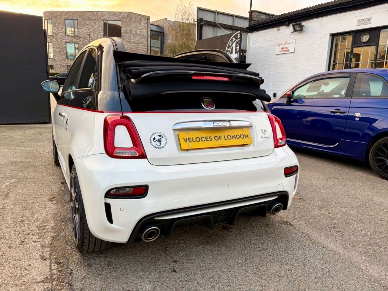 2021 ABARTH 595C 2021 ABARTH 595C