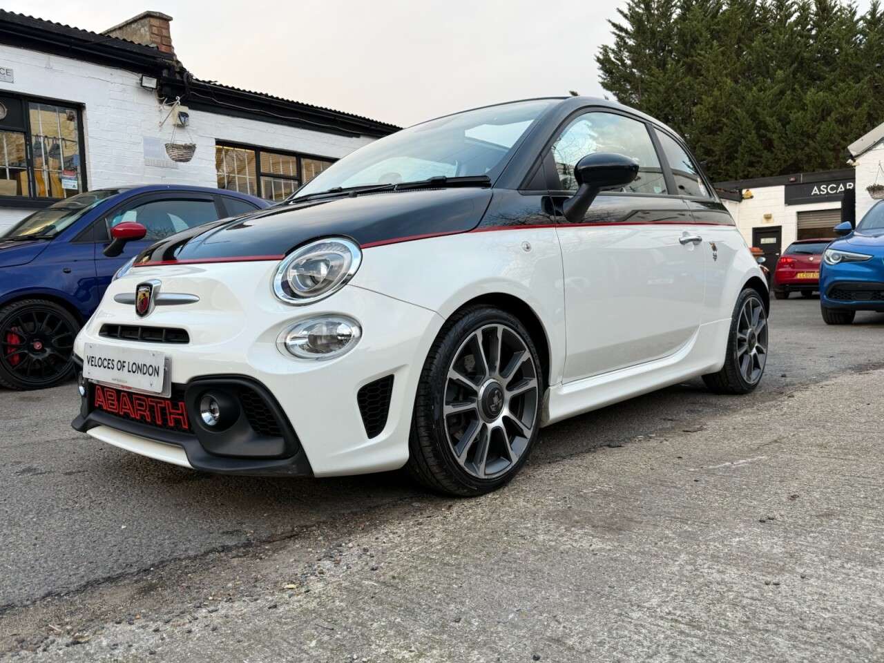 2021 ABARTH 595C 2021 ABARTH 595C