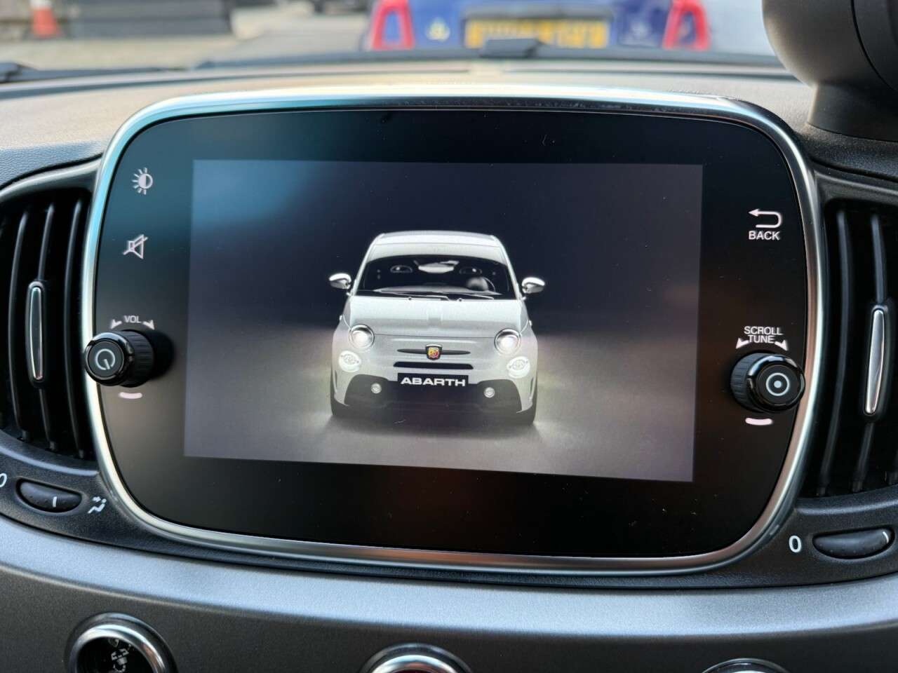 2021 ABARTH 595C 2021 ABARTH 595C