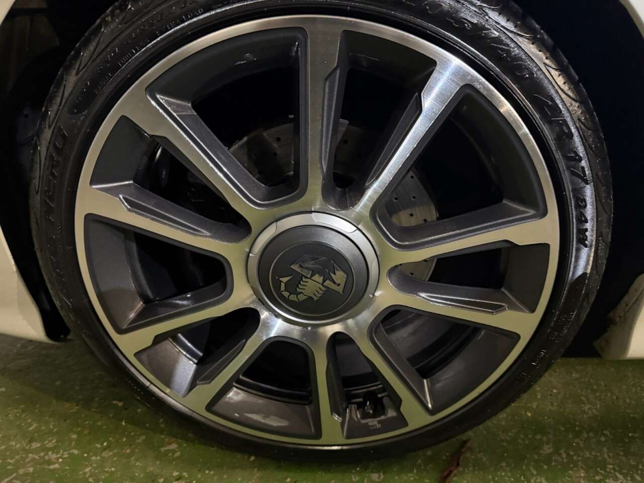 2021 ABARTH 595C 2021 ABARTH 595C