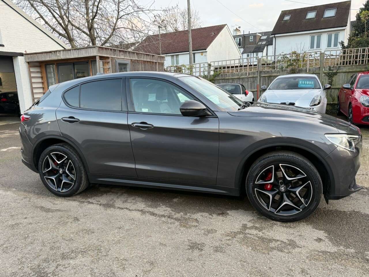 2019 ALFA ROMEO STELVIO 2019 ALFA ROMEO STELVIO