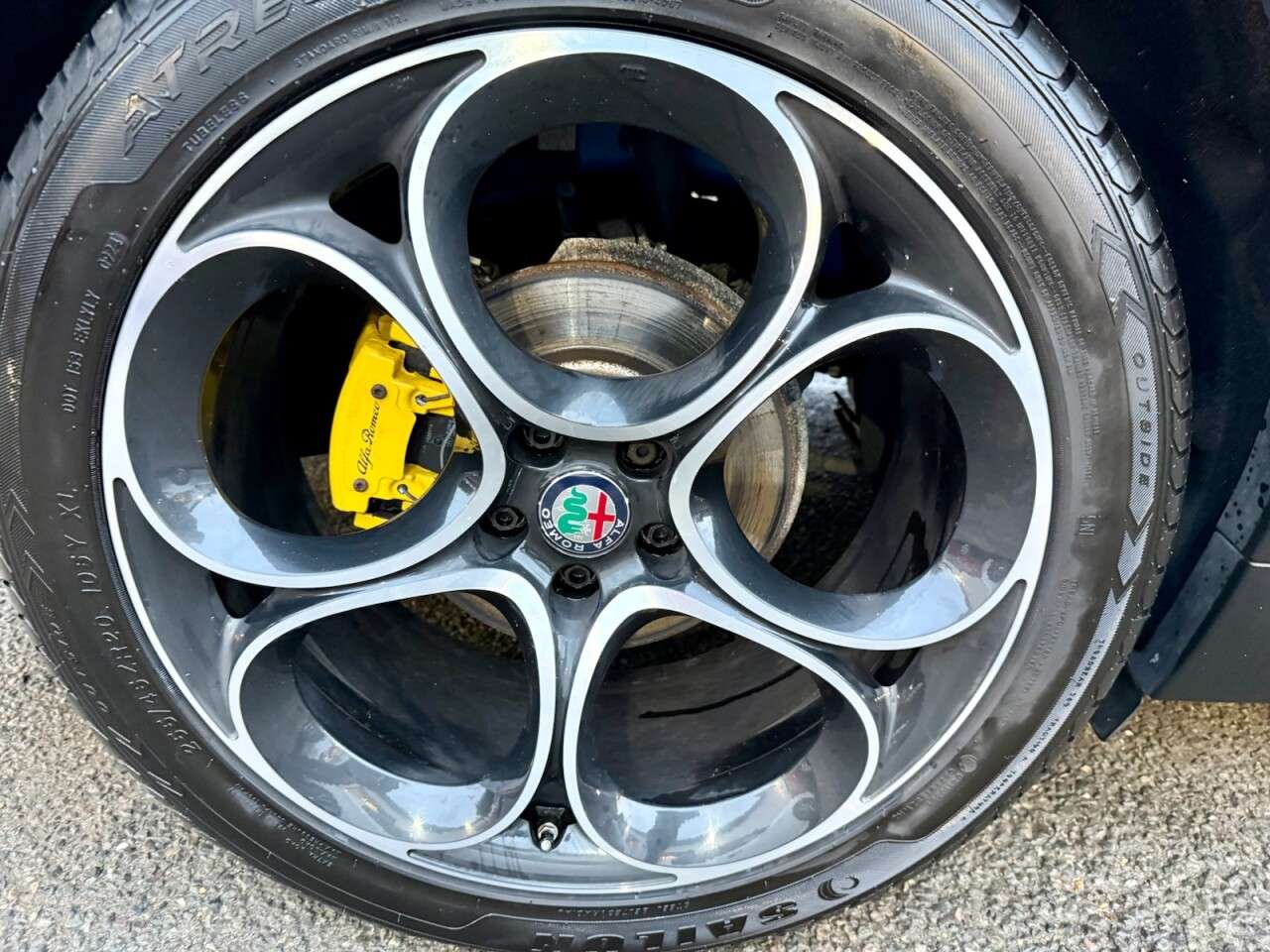 2019 ALFA ROMEO STELVIO 2019 ALFA ROMEO STELVIO