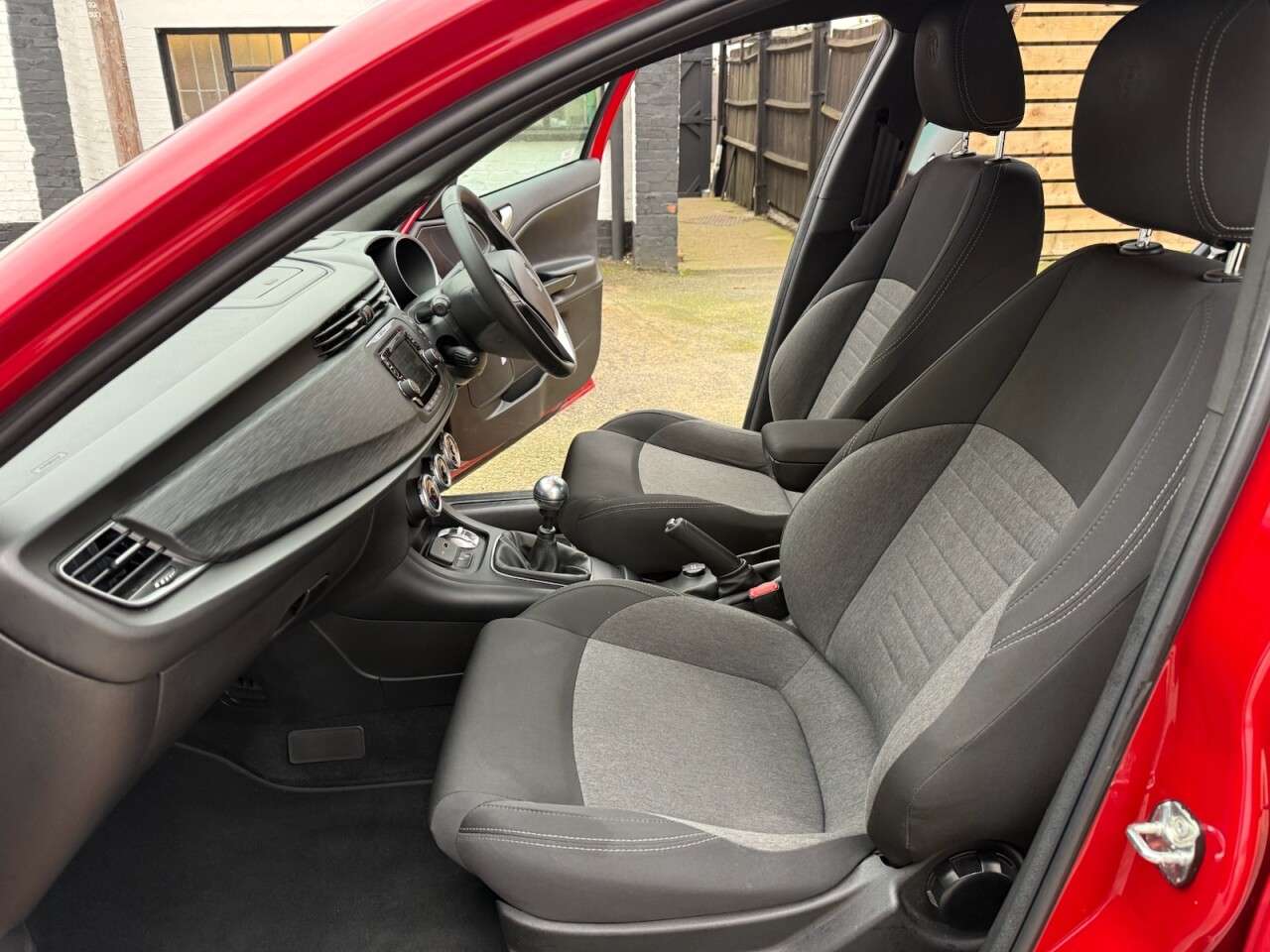 A 2018 ALFA ROMEO GIULIETTA 1.4 TB Sport Hatchback 5dr Petrol Manual Euro 6 (s/s) (120 bhp) JUST SERVIC A 2018 ALFA ROMEO GIULIETTA 1.4 TB Sport Hatchback 5dr Petrol Manual Euro 6 (s/s) (120 bhp) JUST SERVIC