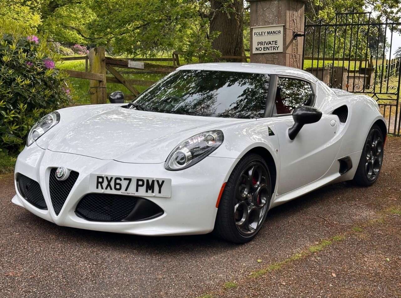 A 2017 ALFA ROMEO 4C 1750 TBi Coupe 2dr Petrol TCT Euro 6 (240 bhp) JUST 2 OWNERS + FULL ALFA HI A 2017 ALFA ROMEO 4C 1750 TBi Coupe 2dr Petrol TCT Euro 6 (240 bhp) JUST 2 OWNERS + FULL ALFA HI