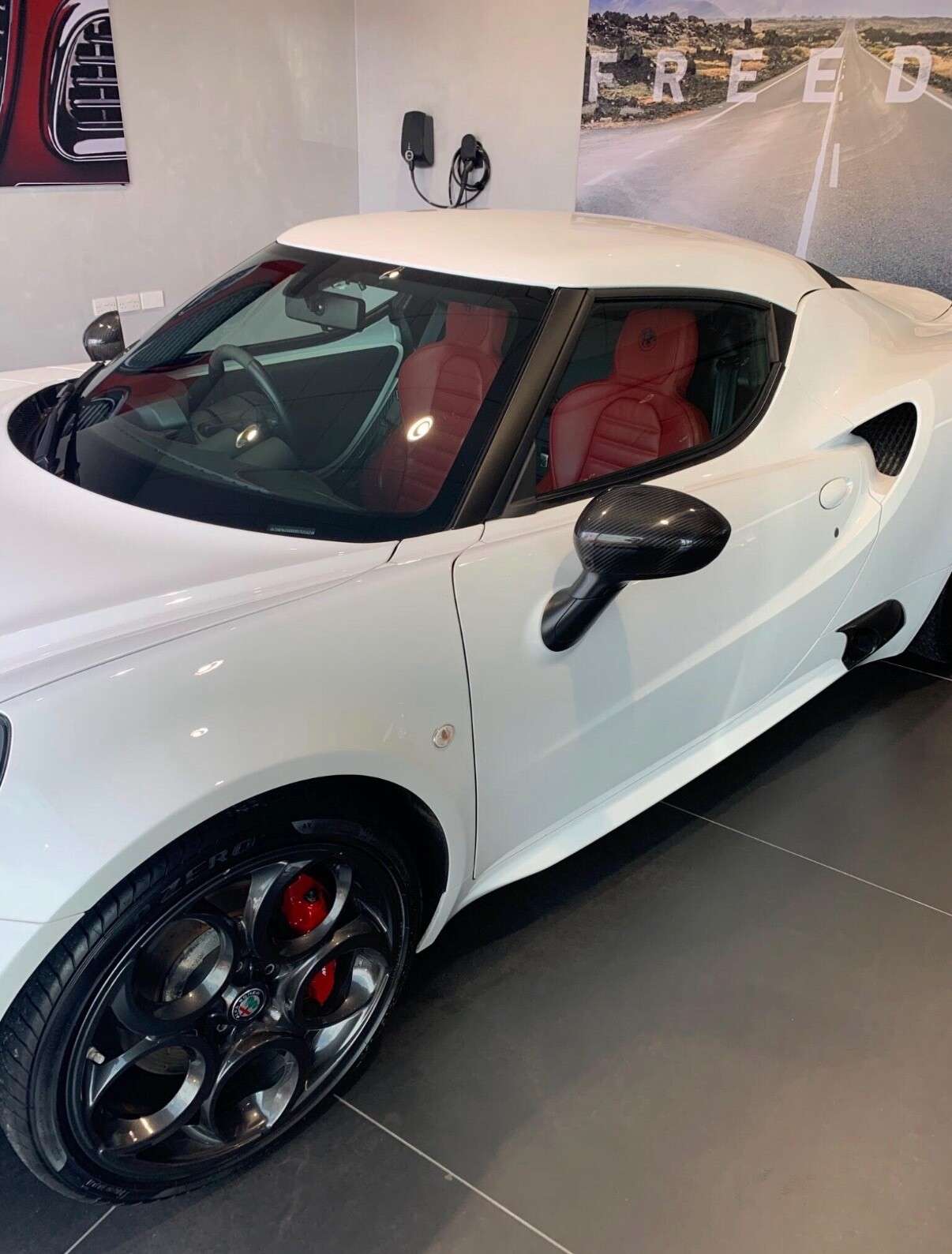 A 2017 ALFA ROMEO 4C 1750 TBi Coupe 2dr Petrol TCT Euro 6 (240 bhp) JUST 2 OWNERS + FULL ALFA HI A 2017 ALFA ROMEO 4C 1750 TBi Coupe 2dr Petrol TCT Euro 6 (240 bhp) JUST 2 OWNERS + FULL ALFA HI