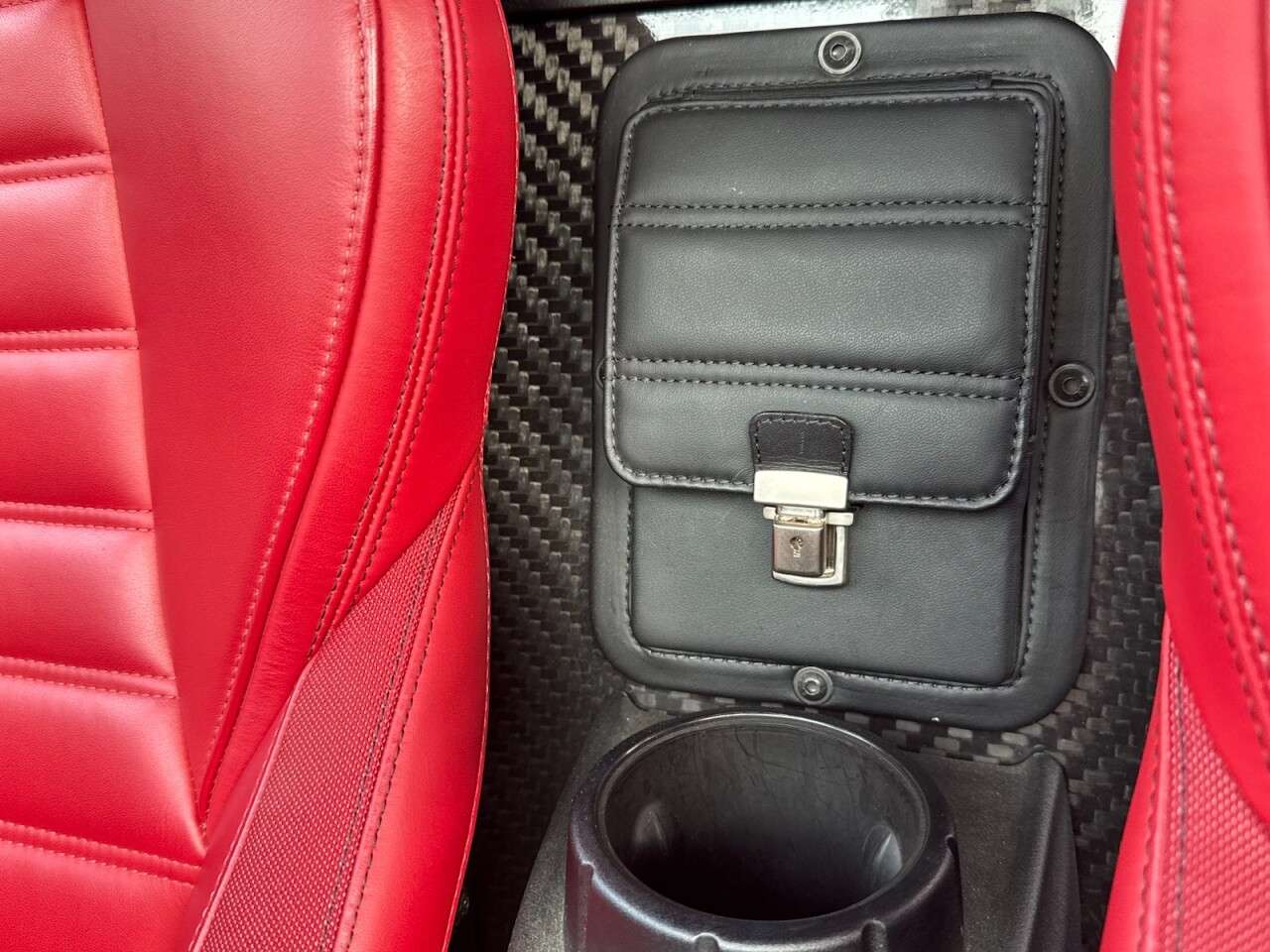 2017 ALFA ROMEO 4C 2017 ALFA ROMEO 4C