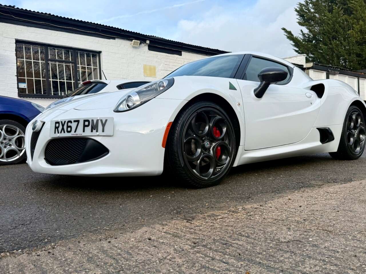 2017 ALFA ROMEO 4C 2017 ALFA ROMEO 4C