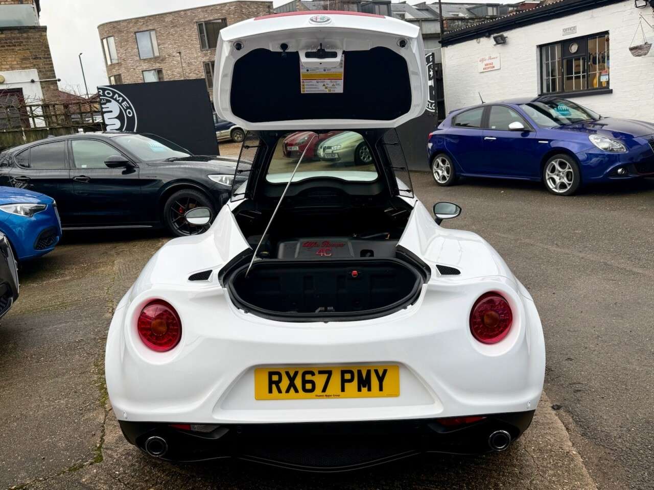 2017 ALFA ROMEO 4C 2017 ALFA ROMEO 4C