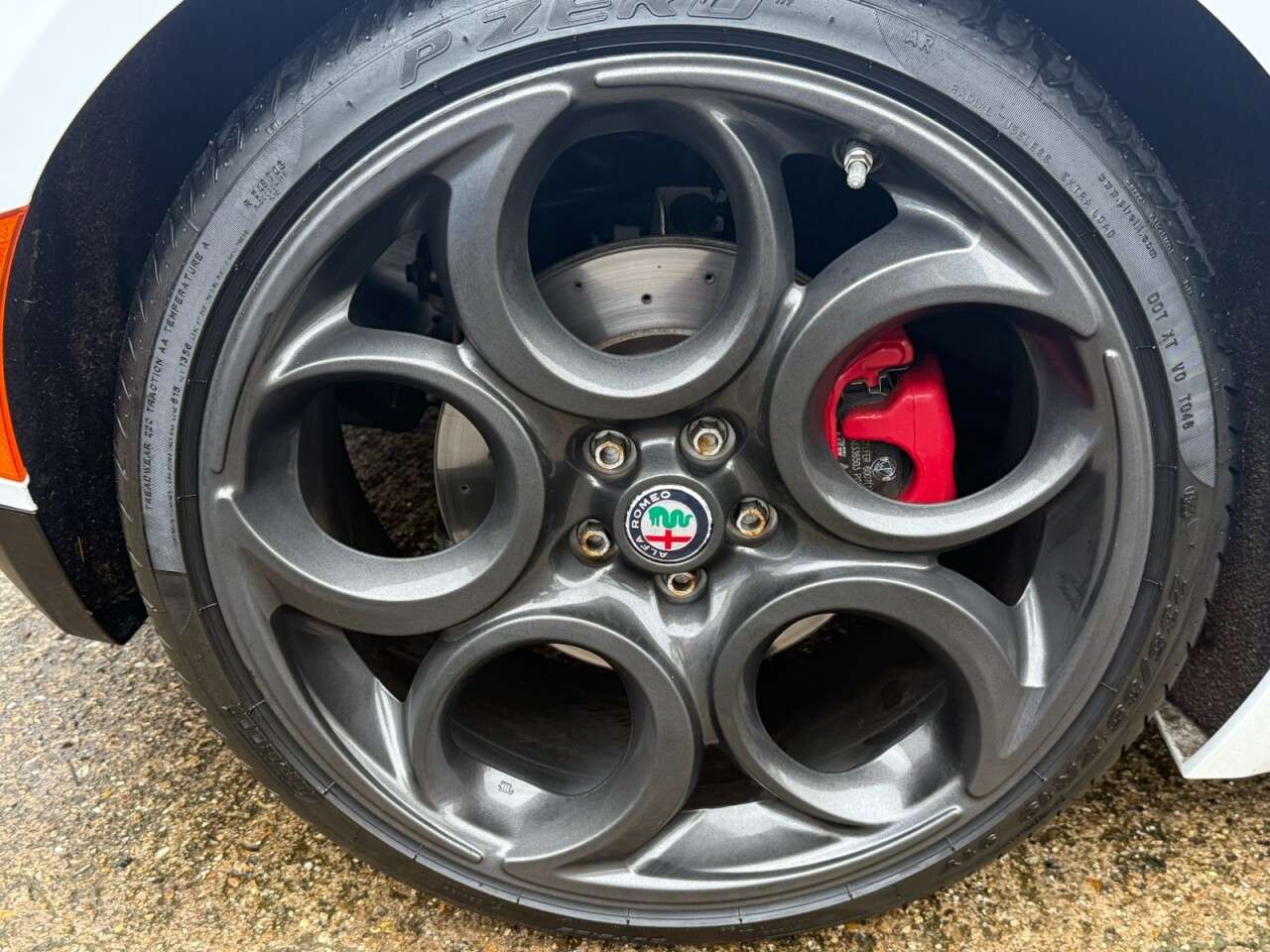 2017 ALFA ROMEO 4C 2017 ALFA ROMEO 4C