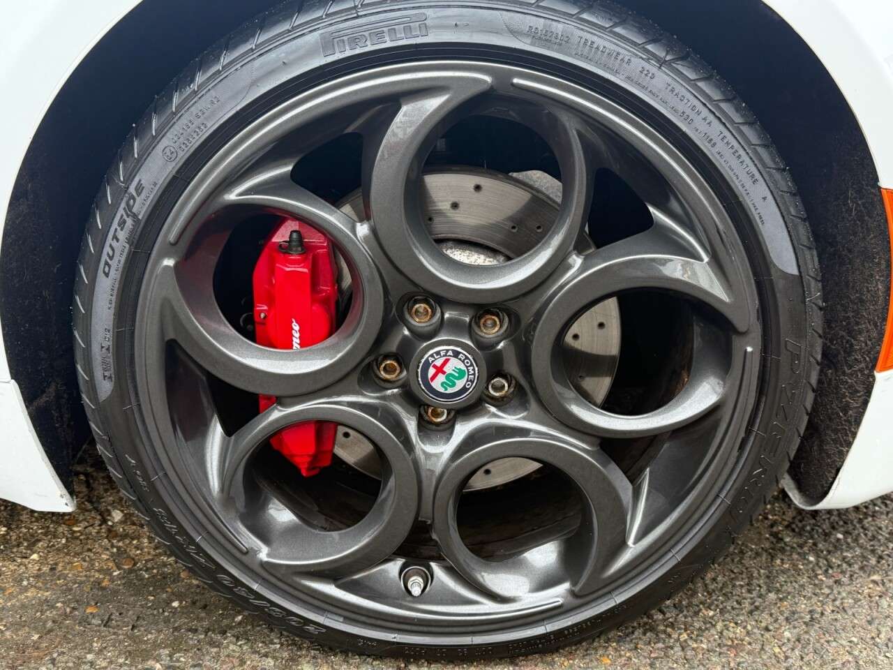 2017 ALFA ROMEO 4C 2017 ALFA ROMEO 4C