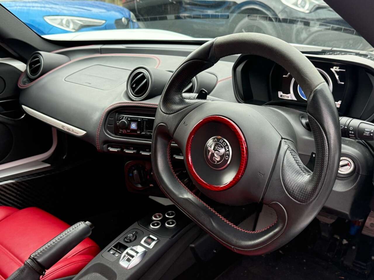 2017 ALFA ROMEO 4C 2017 ALFA ROMEO 4C