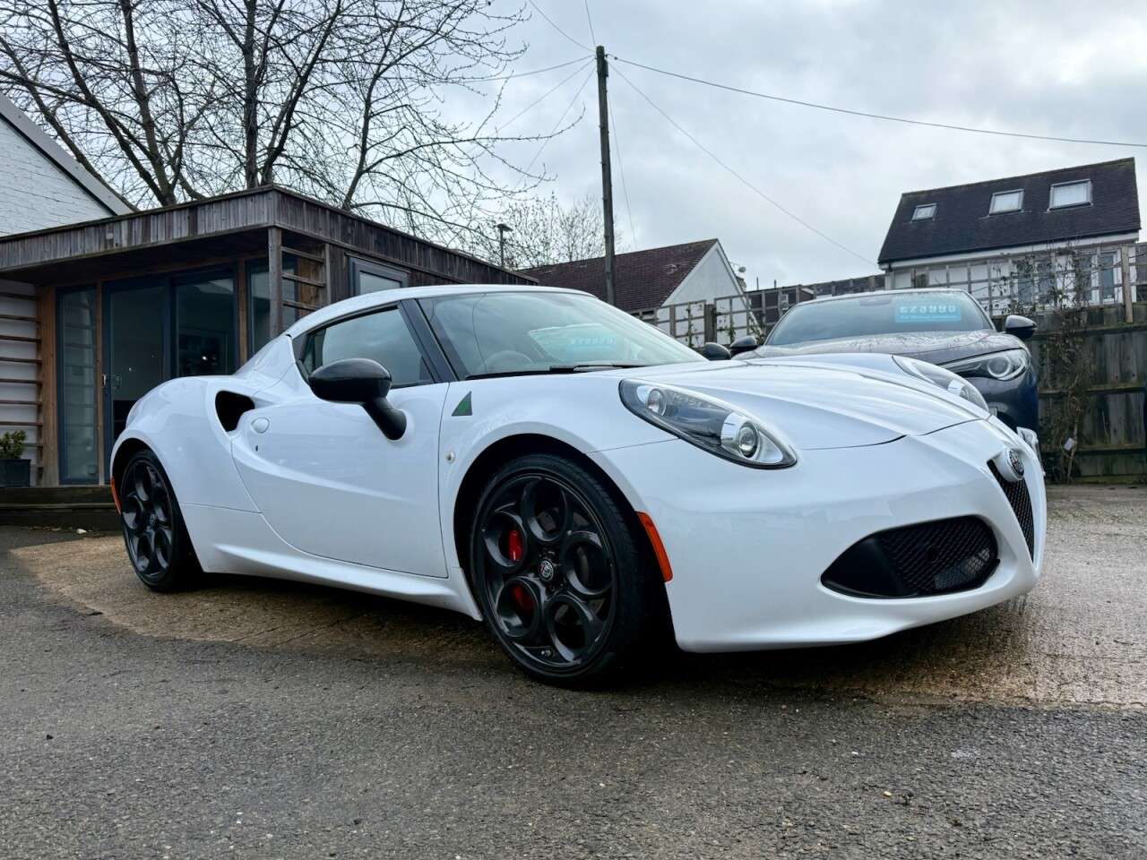 2017 ALFA ROMEO 4C 2017 ALFA ROMEO 4C