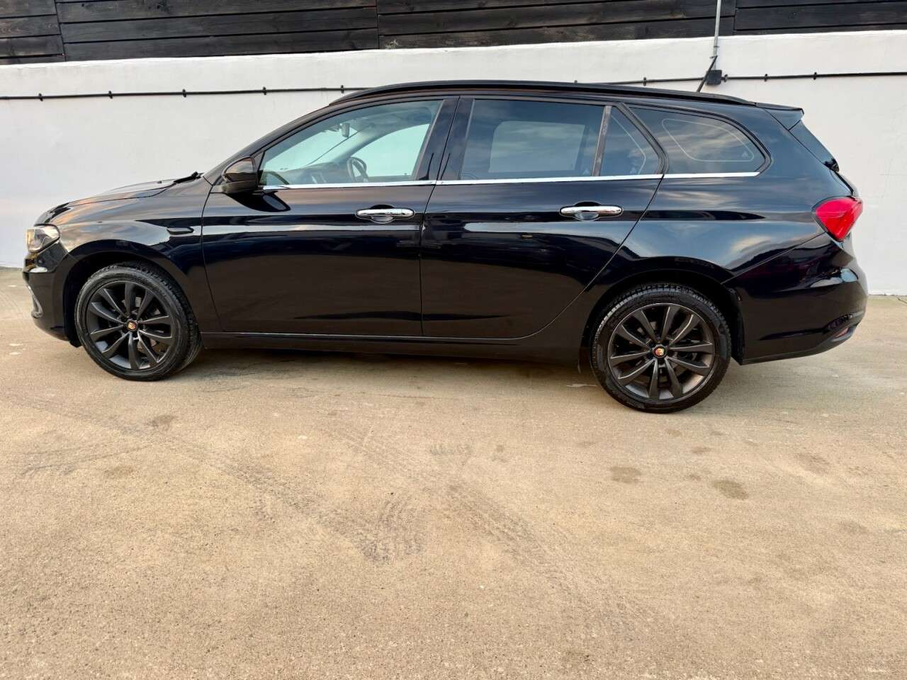 2017 FIAT TIPO 2017 FIAT TIPO