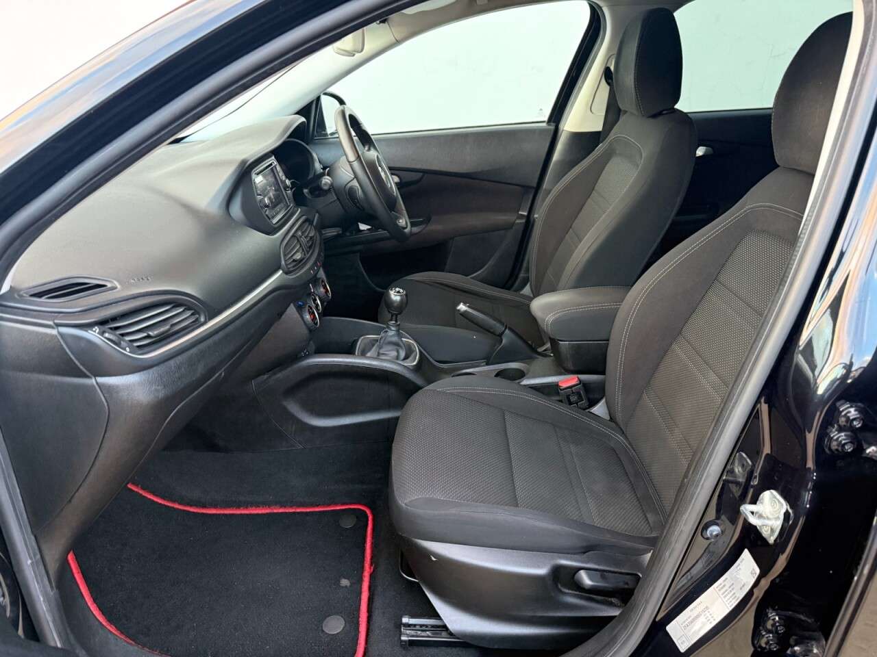 2017 FIAT TIPO 2017 FIAT TIPO