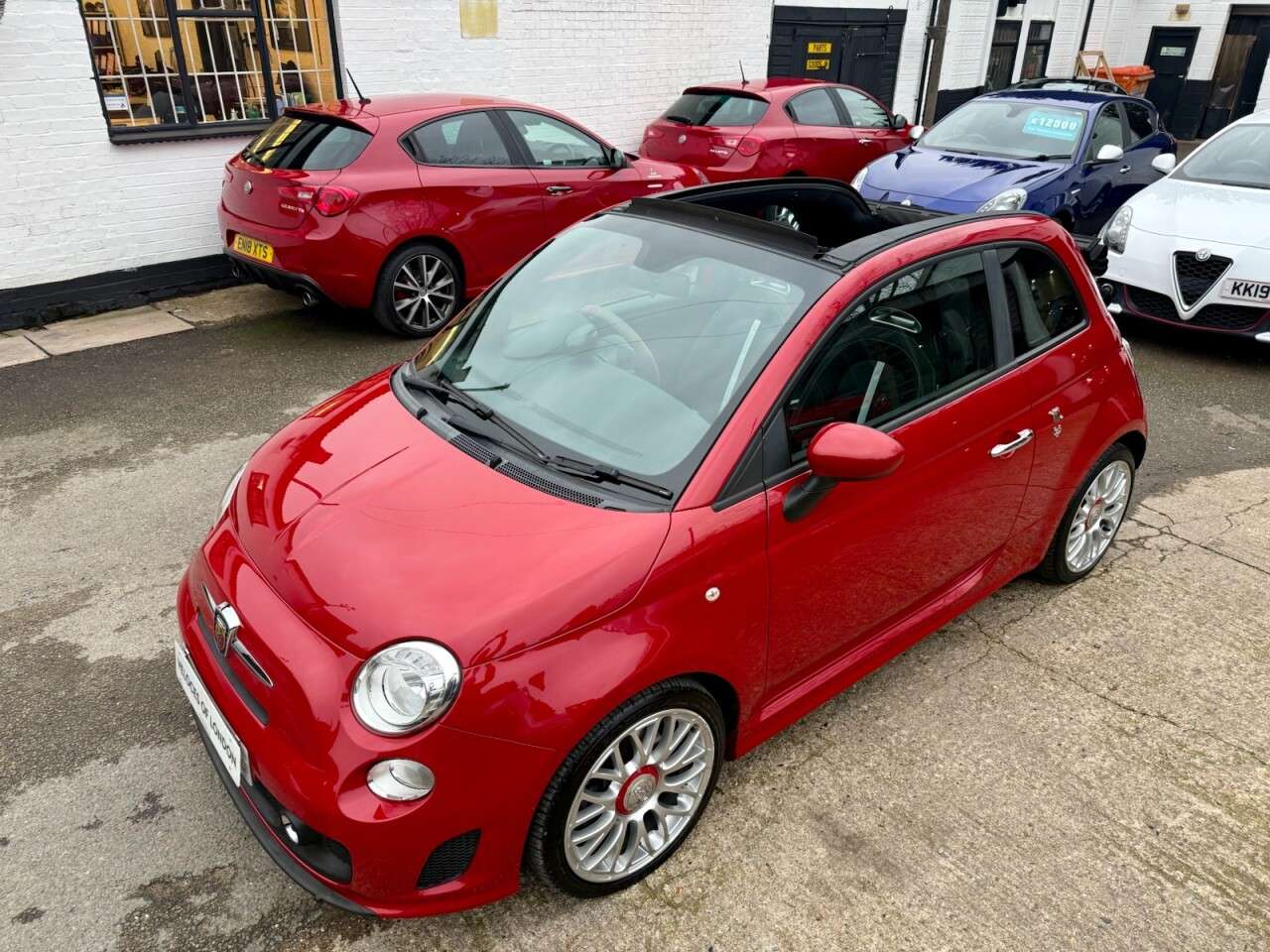 2016 ABARTH 595C 2016 ABARTH 595C
