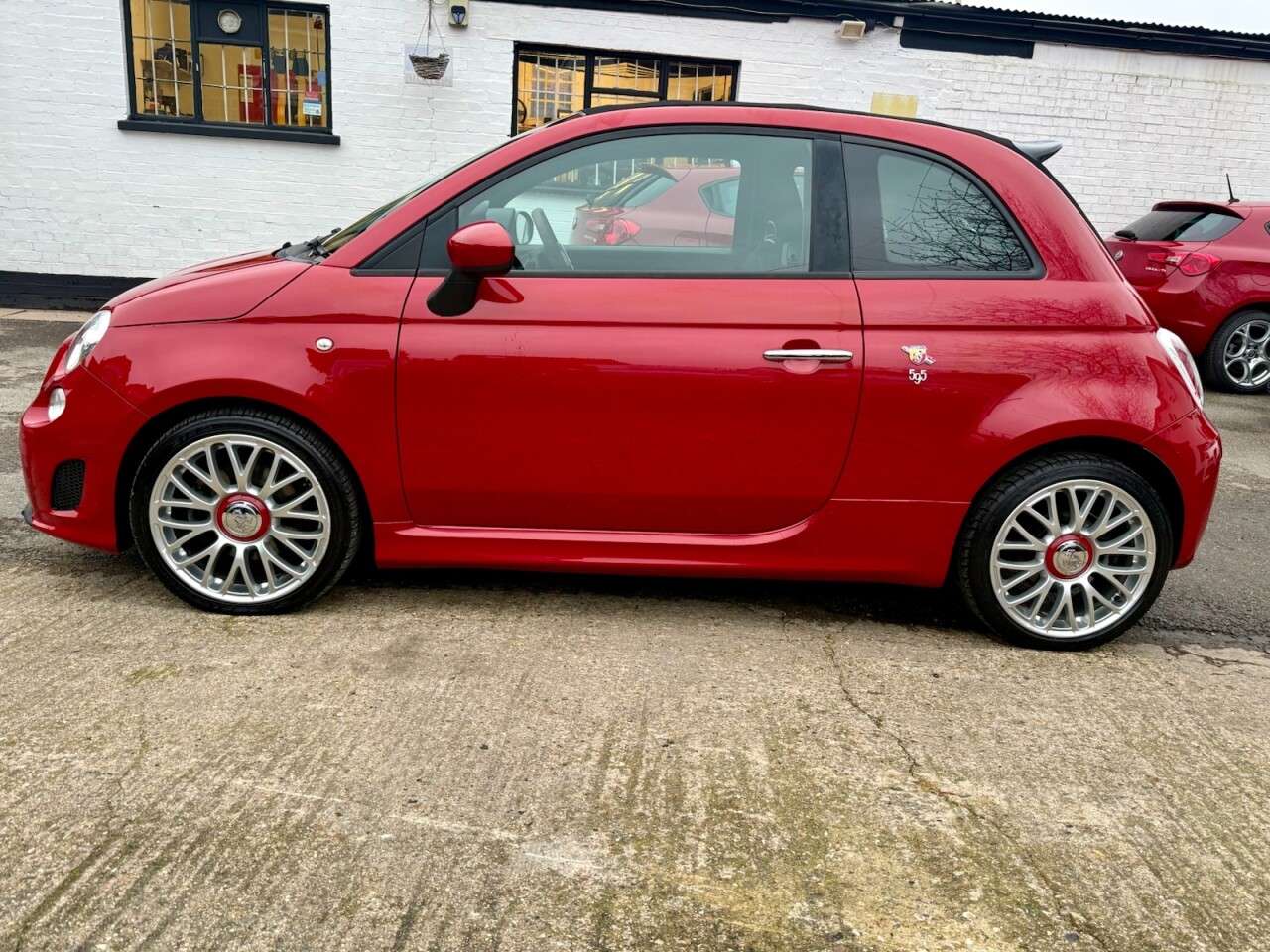 2016 ABARTH 595C 2016 ABARTH 595C