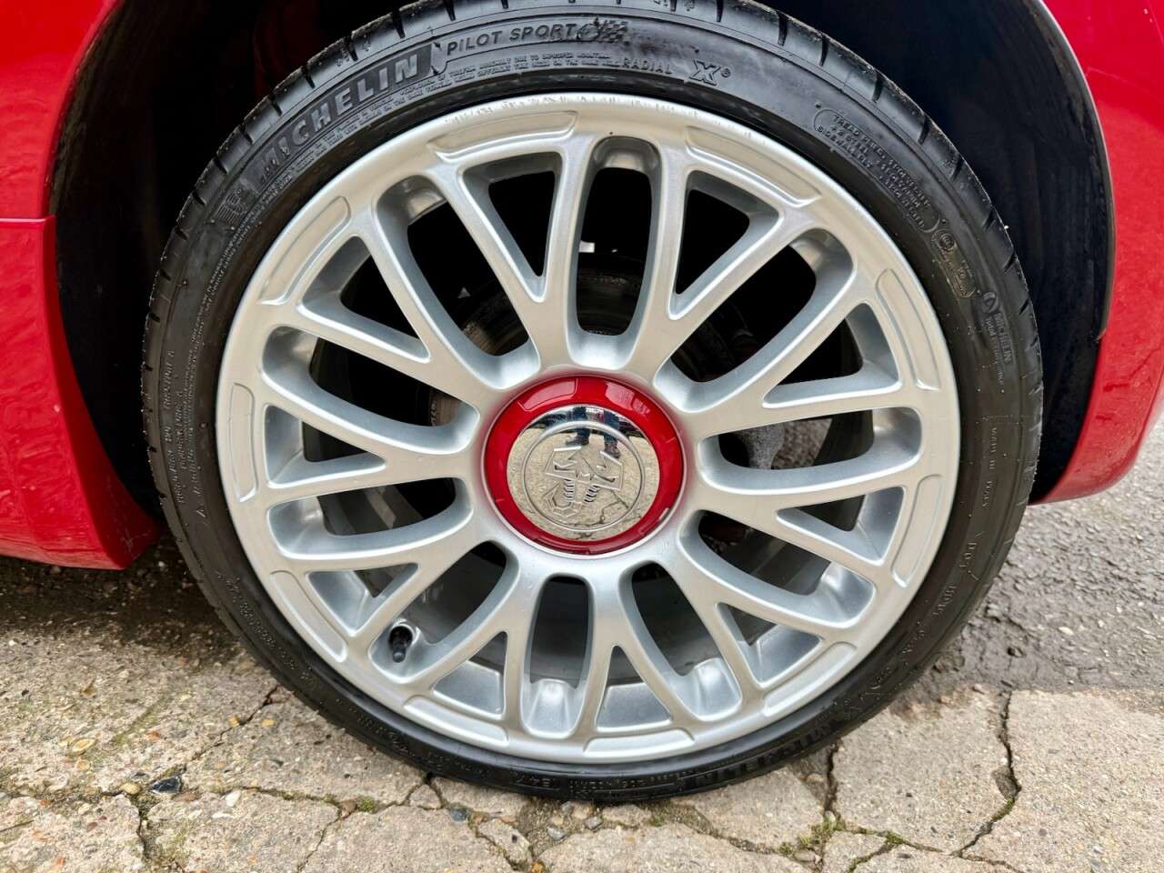 2016 ABARTH 595C 2016 ABARTH 595C