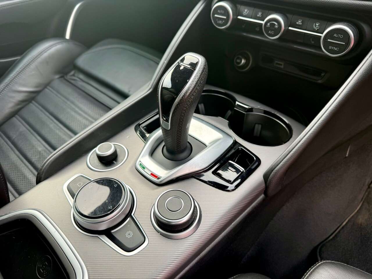 2021 ALFA ROMEO GIULIA 2021 ALFA ROMEO GIULIA