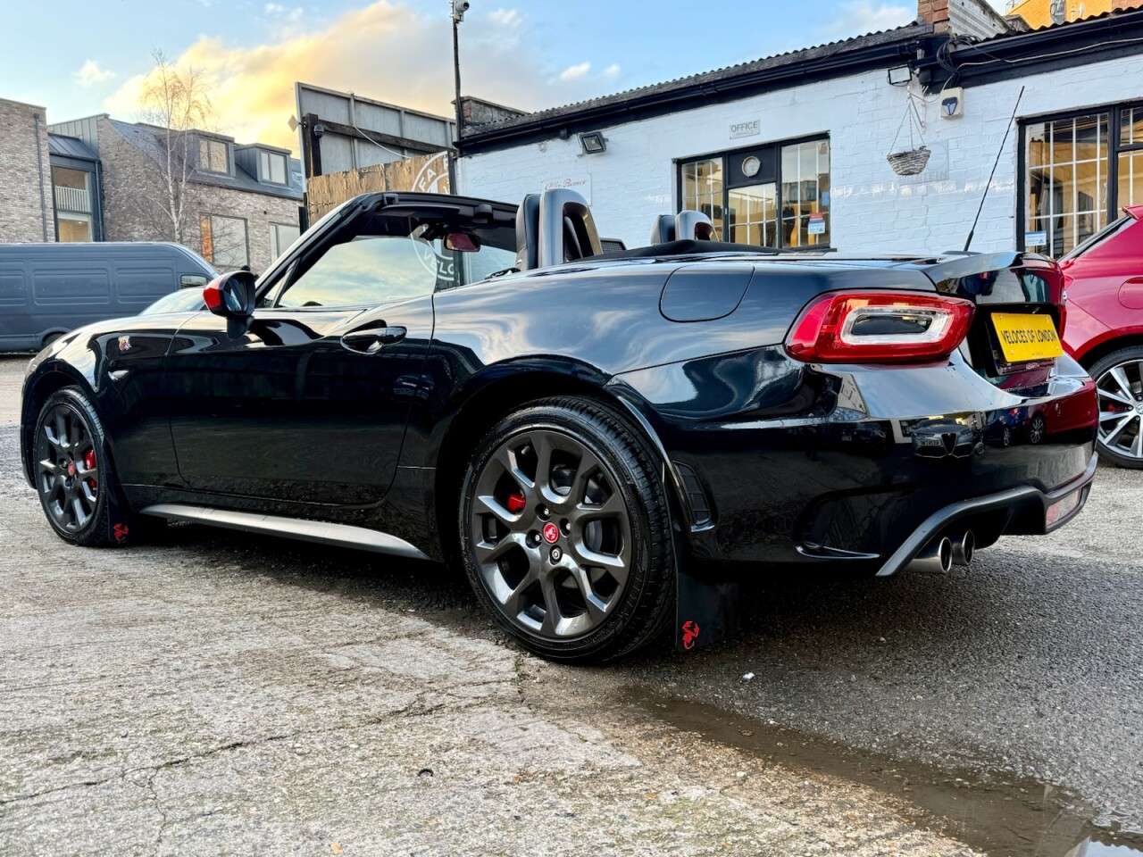 2018 ABARTH 124 SPIDER 2018 ABARTH 124 SPIDER