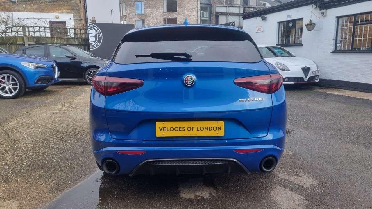2022 ALFA ROMEO STELVIO 2022 ALFA ROMEO STELVIO