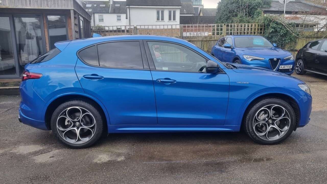 2022 ALFA ROMEO STELVIO 2022 ALFA ROMEO STELVIO