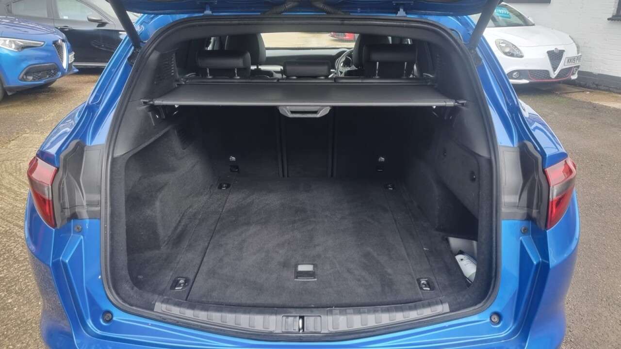 2022 ALFA ROMEO STELVIO 2022 ALFA ROMEO STELVIO