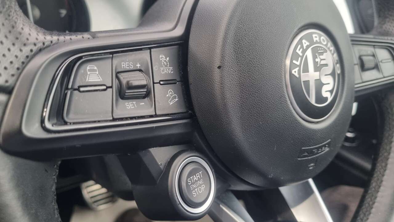 2022 ALFA ROMEO STELVIO 2022 ALFA ROMEO STELVIO