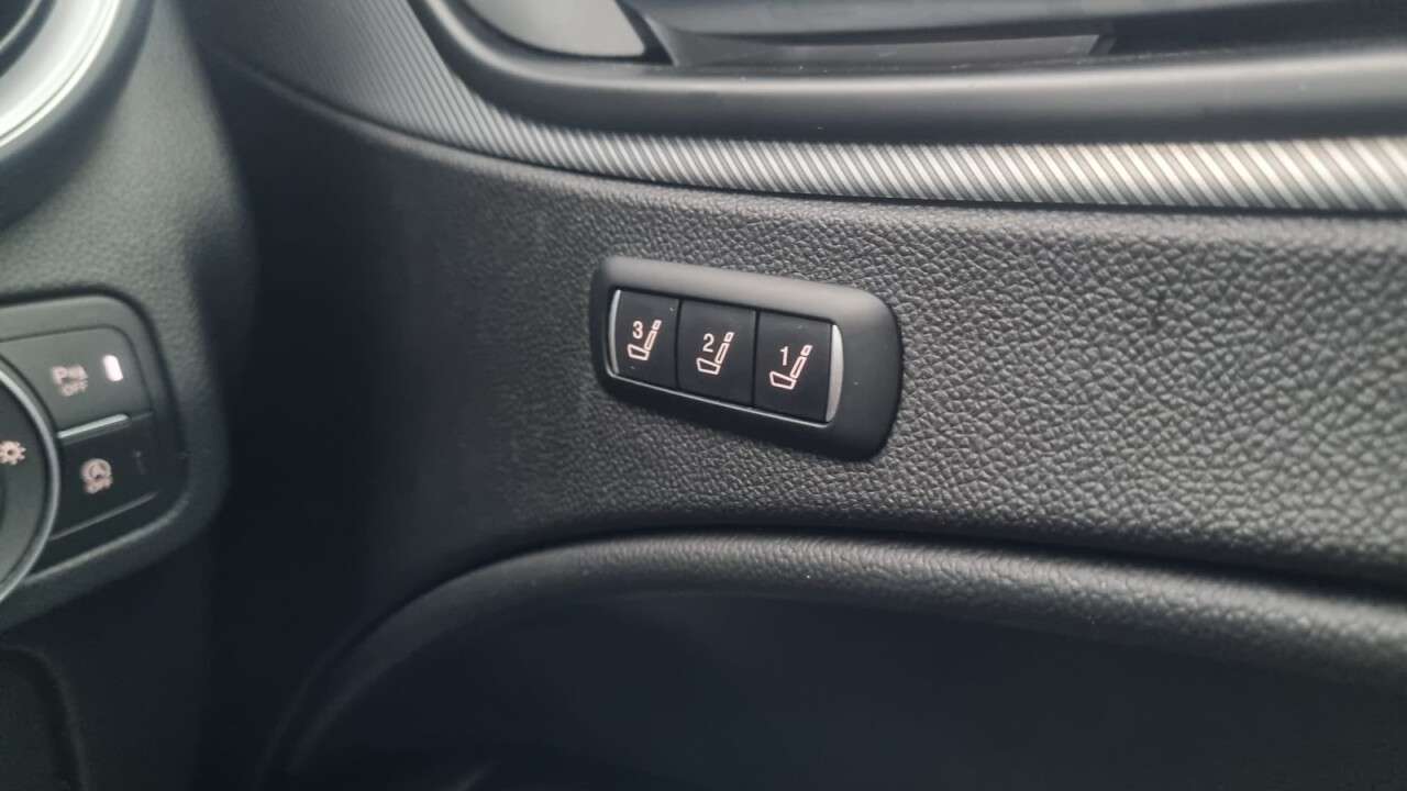 2022 ALFA ROMEO STELVIO 2022 ALFA ROMEO STELVIO