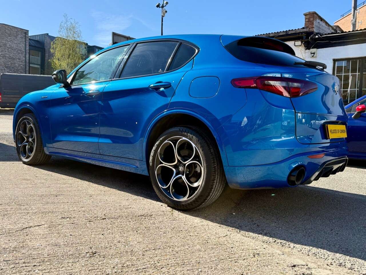 2021 ALFA ROMEO STELVIO 2021 ALFA ROMEO STELVIO