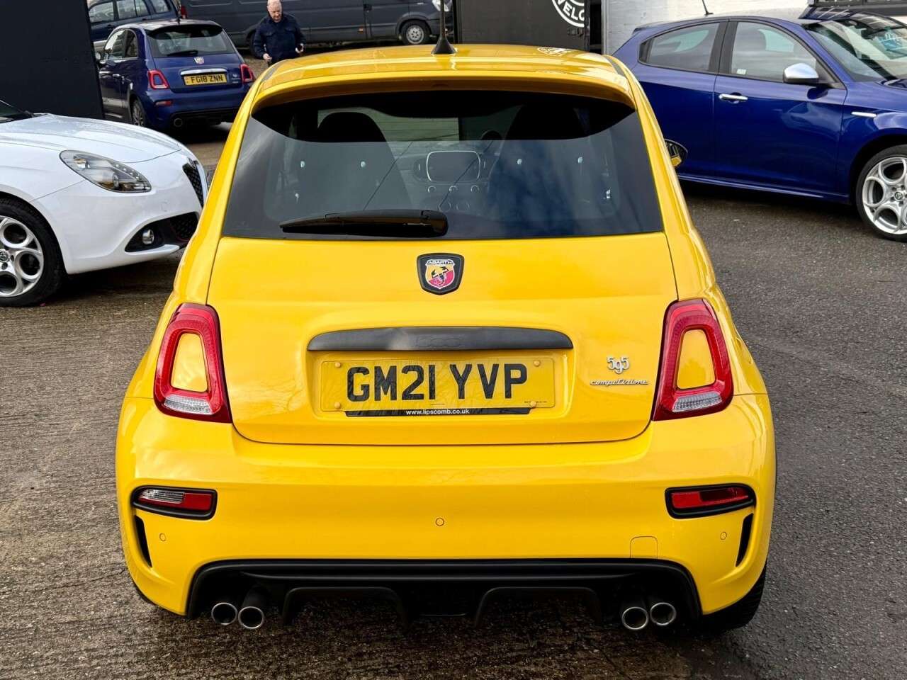 2021 ABARTH 595 2021 ABARTH 595