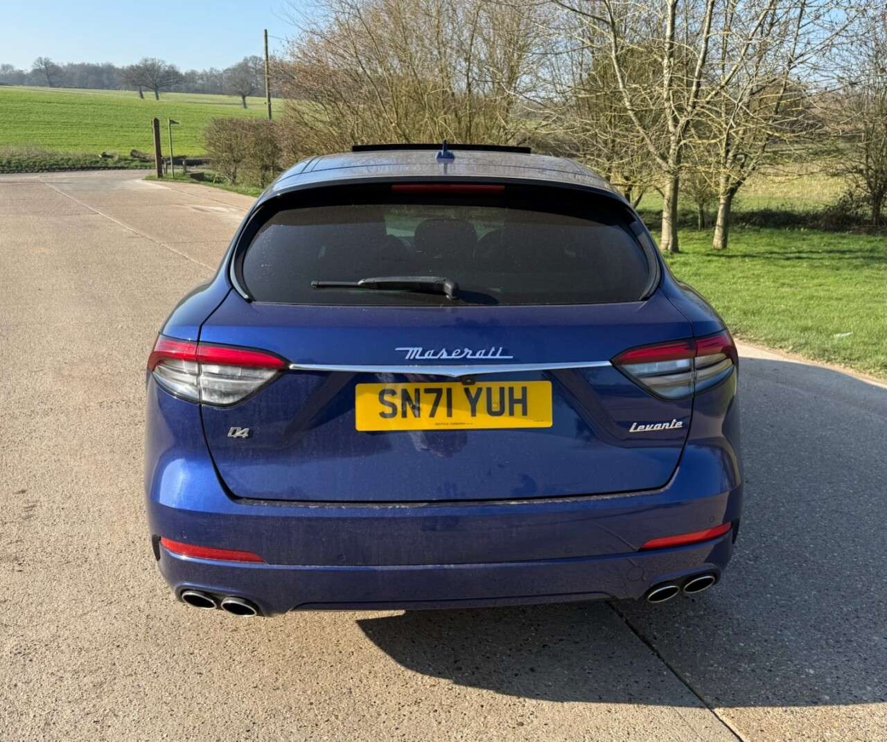 2021 MASERATI LEVANTE 2021 MASERATI LEVANTE