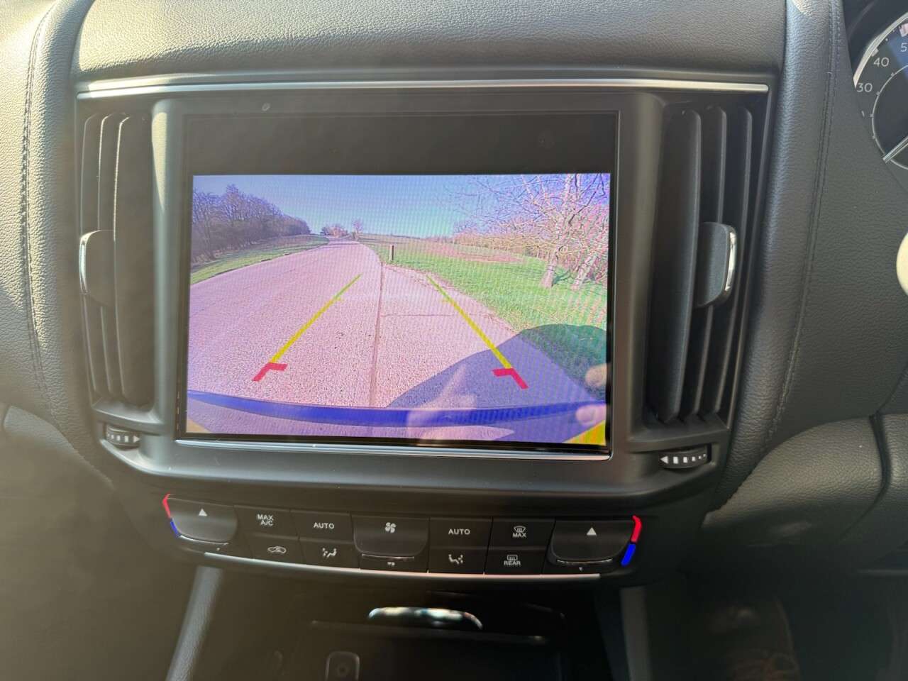 2021 MASERATI LEVANTE 2021 MASERATI LEVANTE