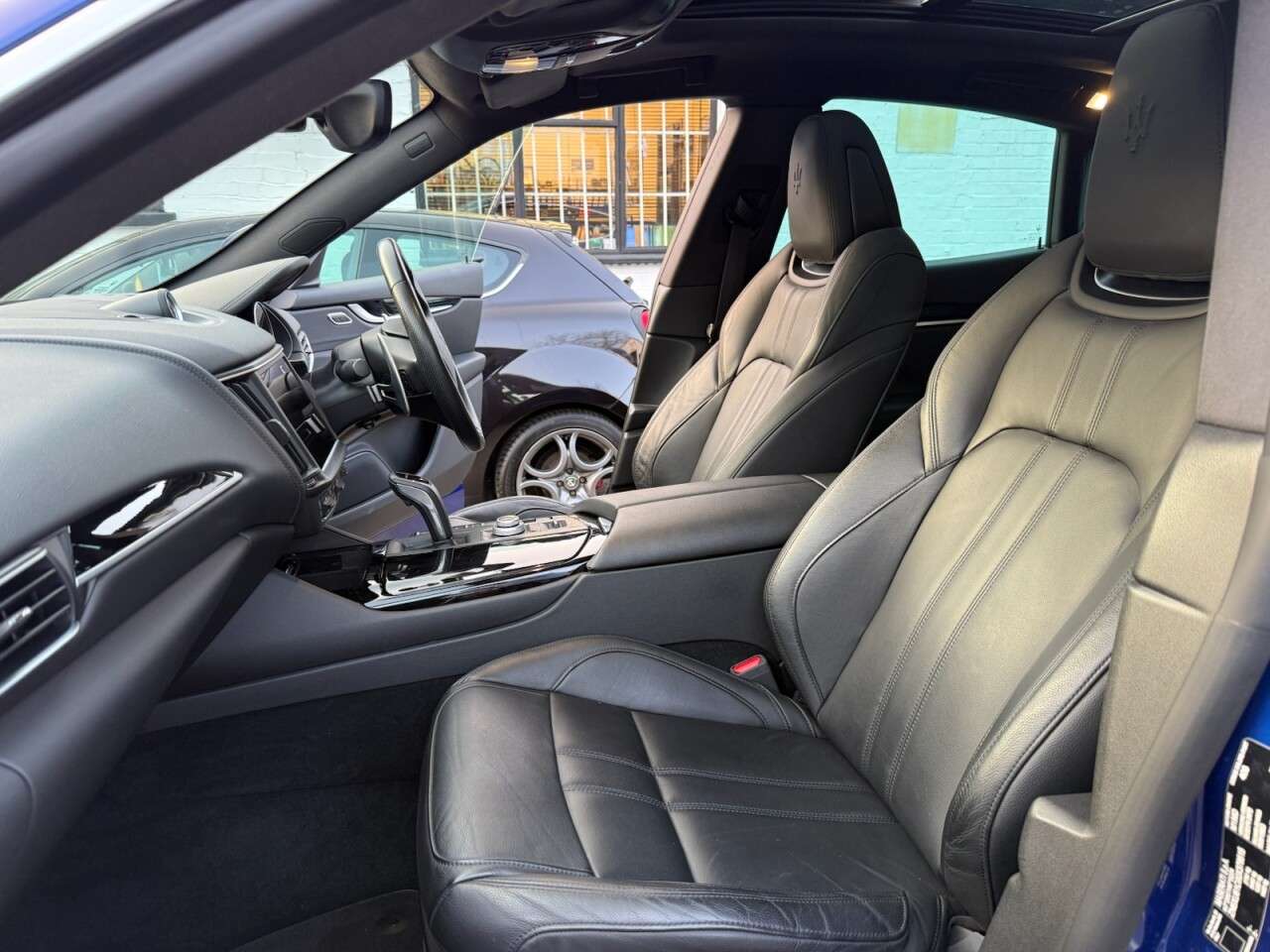 2021 MASERATI LEVANTE 2021 MASERATI LEVANTE