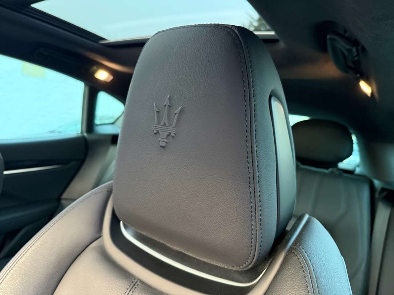 2021 MASERATI LEVANTE 2021 MASERATI LEVANTE