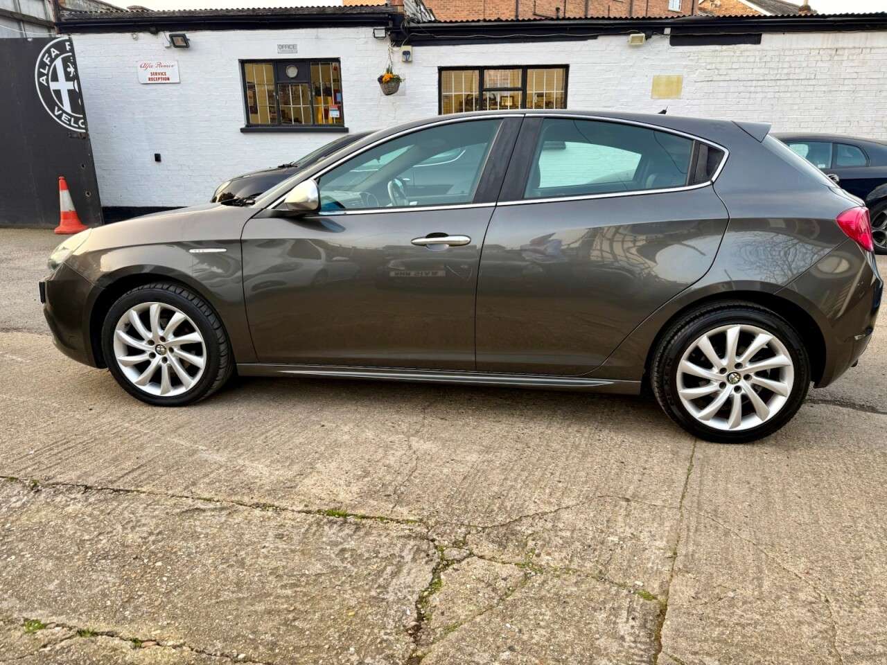 2011 ALFA ROMEO GIULIETTA 2011 ALFA ROMEO GIULIETTA