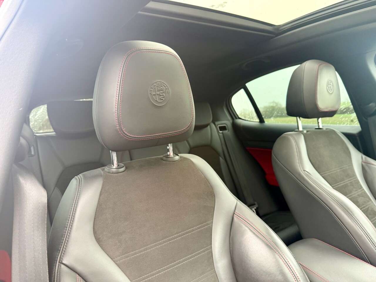 2019 ALFA ROMEO STELVIO 2019 ALFA ROMEO STELVIO