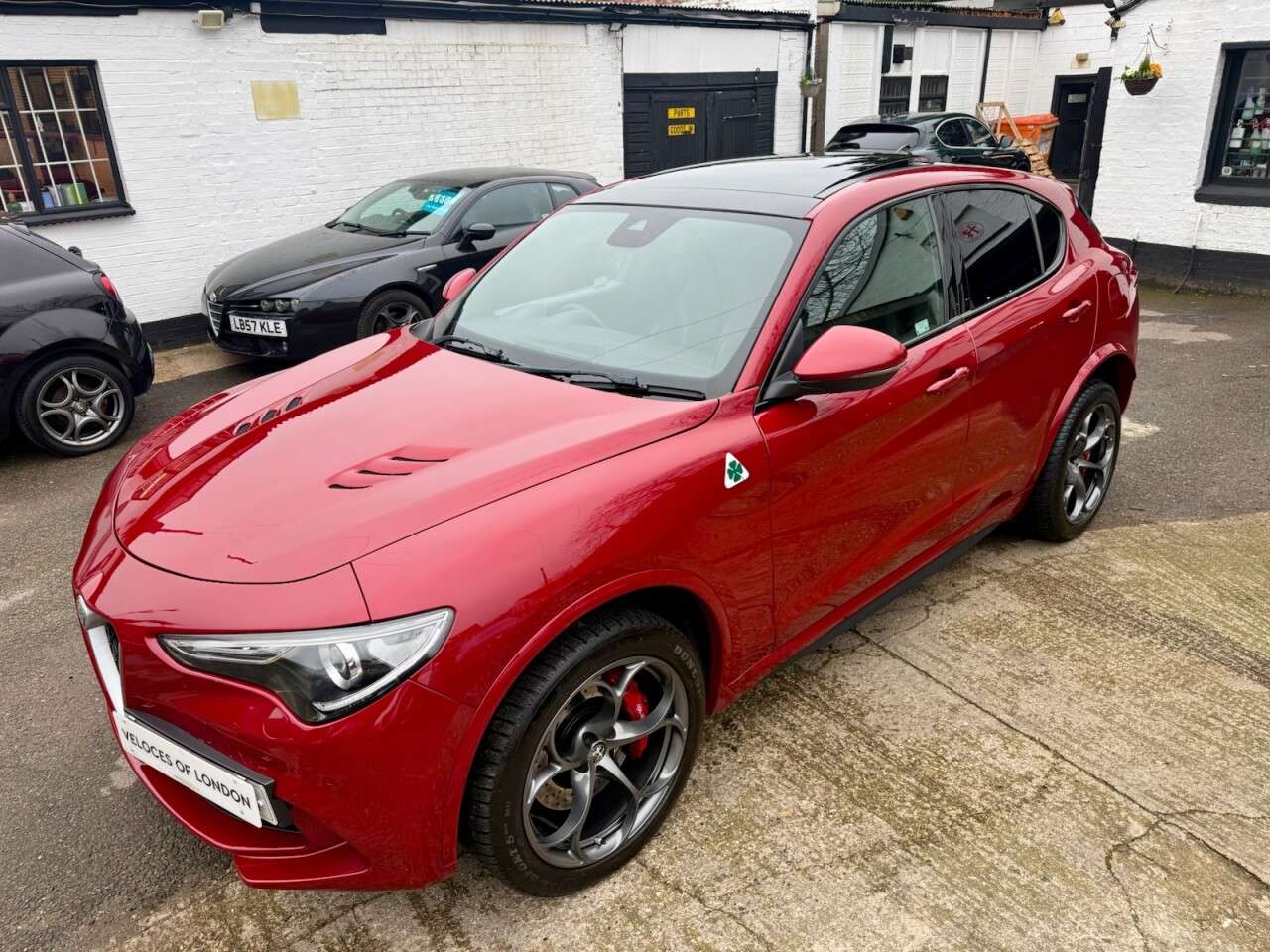A 2019 ALFA ROMEO STELVIO 2.9 V6 Bi-Turbo Quadrifoglio SUV 5dr Petrol Auto Q4 AWD Euro 6 (s/s) (510 p A 2019 ALFA ROMEO STELVIO 2.9 V6 Bi-Turbo Quadrifoglio SUV 5dr Petrol Auto Q4 AWD Euro 6 (s/s) (510 p